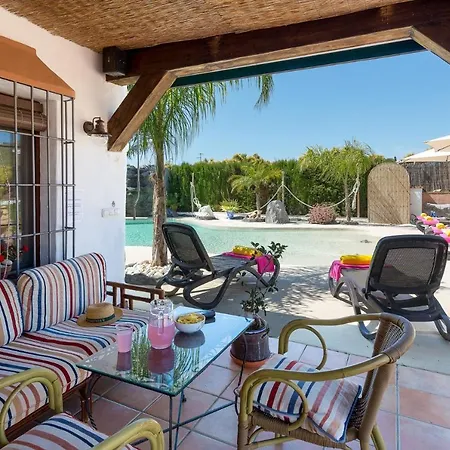 Casa Cortijillo Нерха